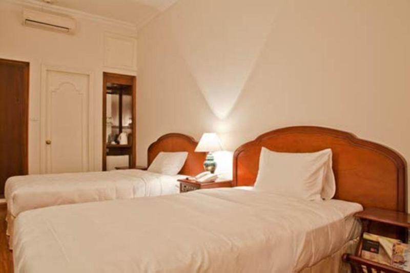 Green Park Hotel Ханой Экстерьер фото