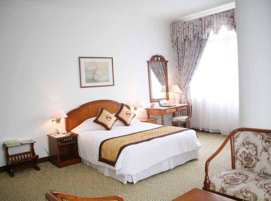 Green Park Hotel Ханой Экстерьер фото