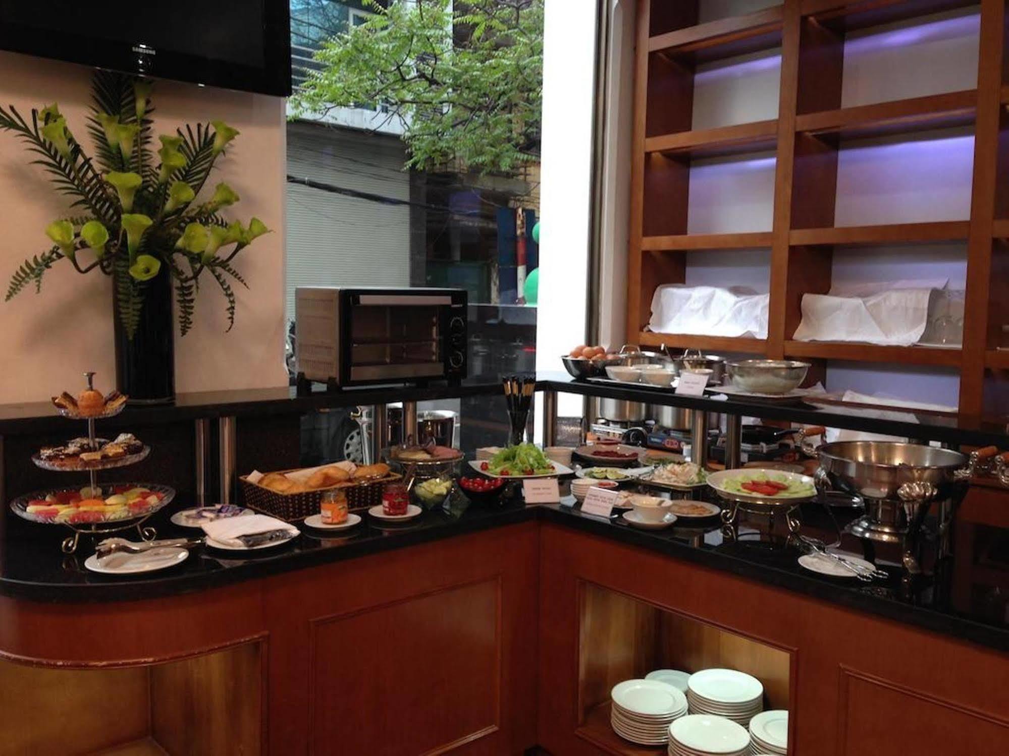 Green Park Hotel Ханой Экстерьер фото