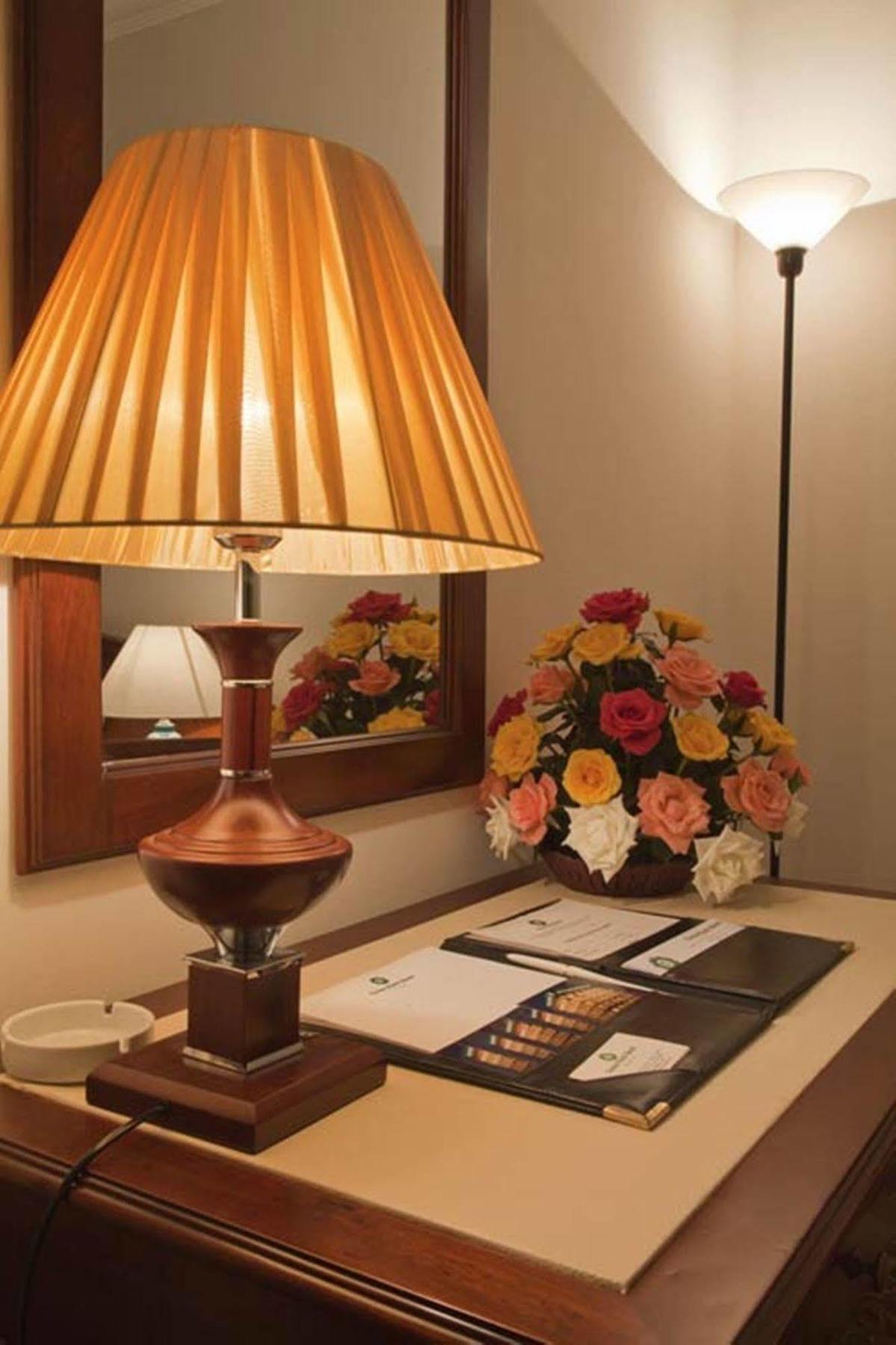 Green Park Hotel Ханой Экстерьер фото